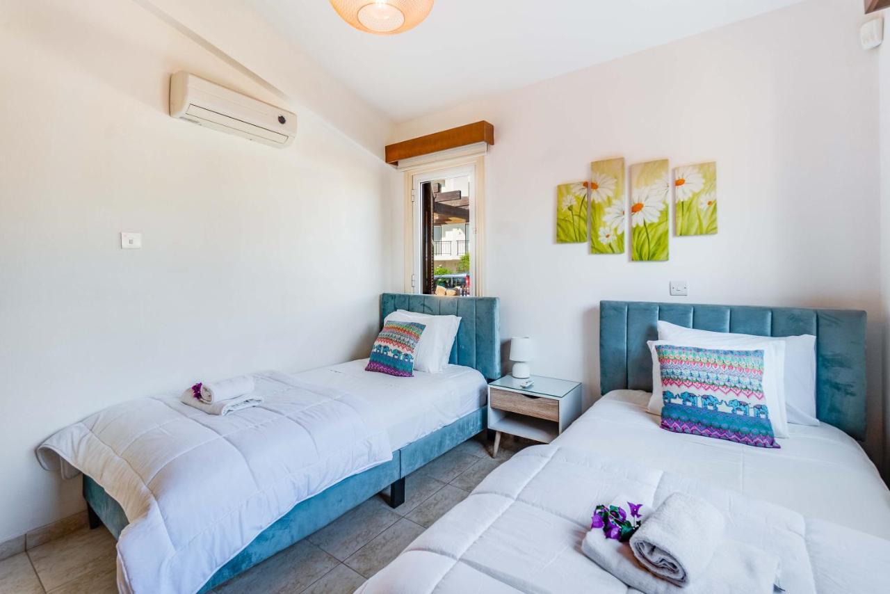 Villa Savoya Sunrise By Ezoria Villas Coral Bay Exterior foto